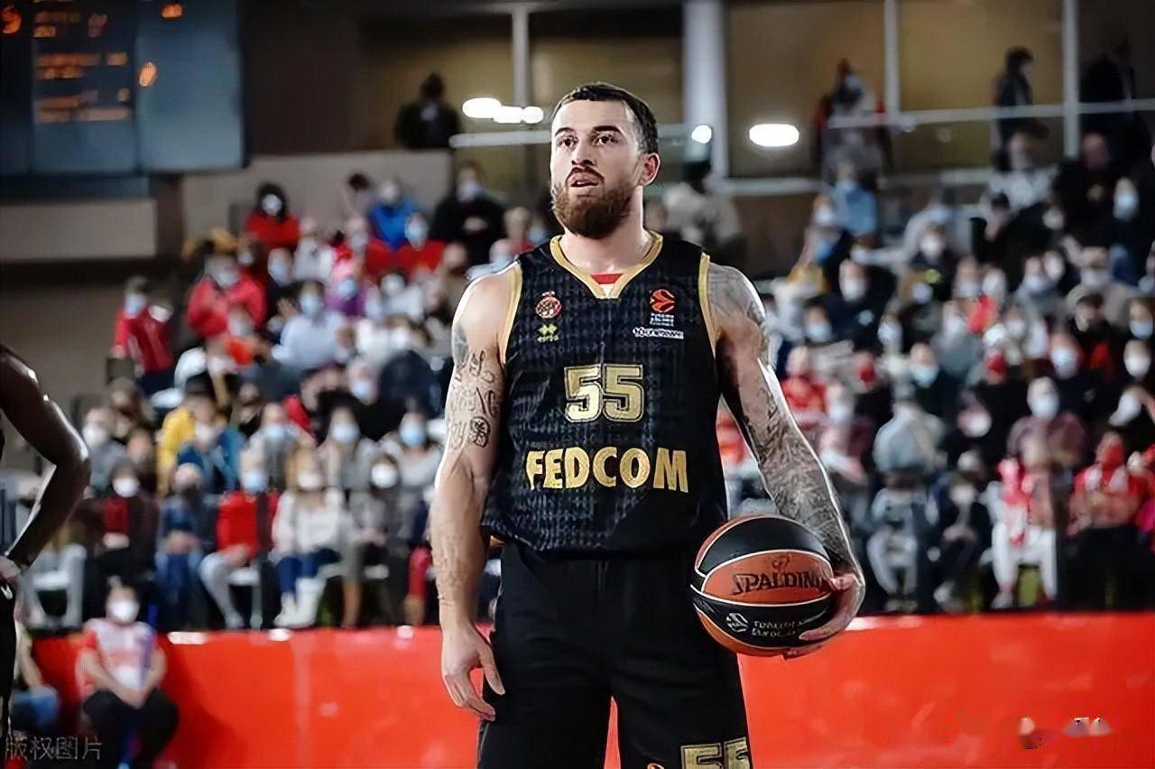 九游体育网页版登录入口-摩纳哥和巴萨20岁中卫法耶接触