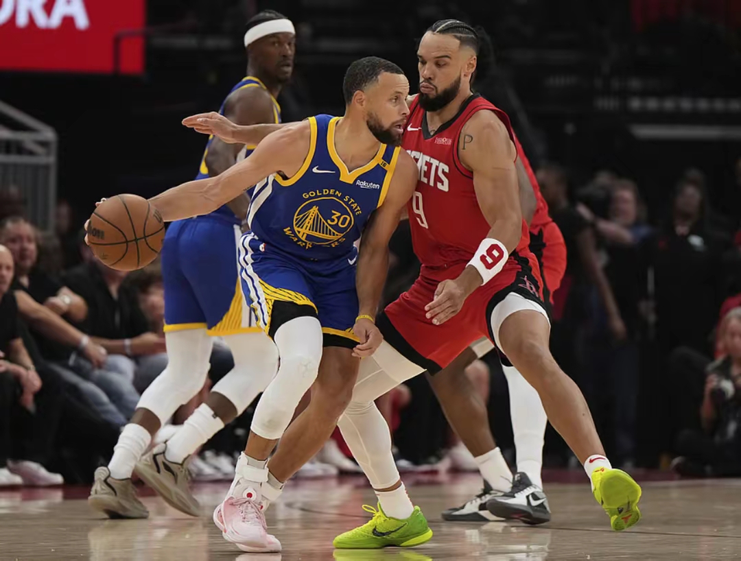 NBA季后赛倒计时，金州勇士集结日外线爆发，细节引发关注，压力陡增，心理建设被强调的简单介绍