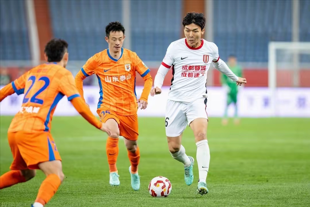 赛后体能课后，成都蓉城内部沟通备战CBA季后赛，管理层满意，高层口径保持一致