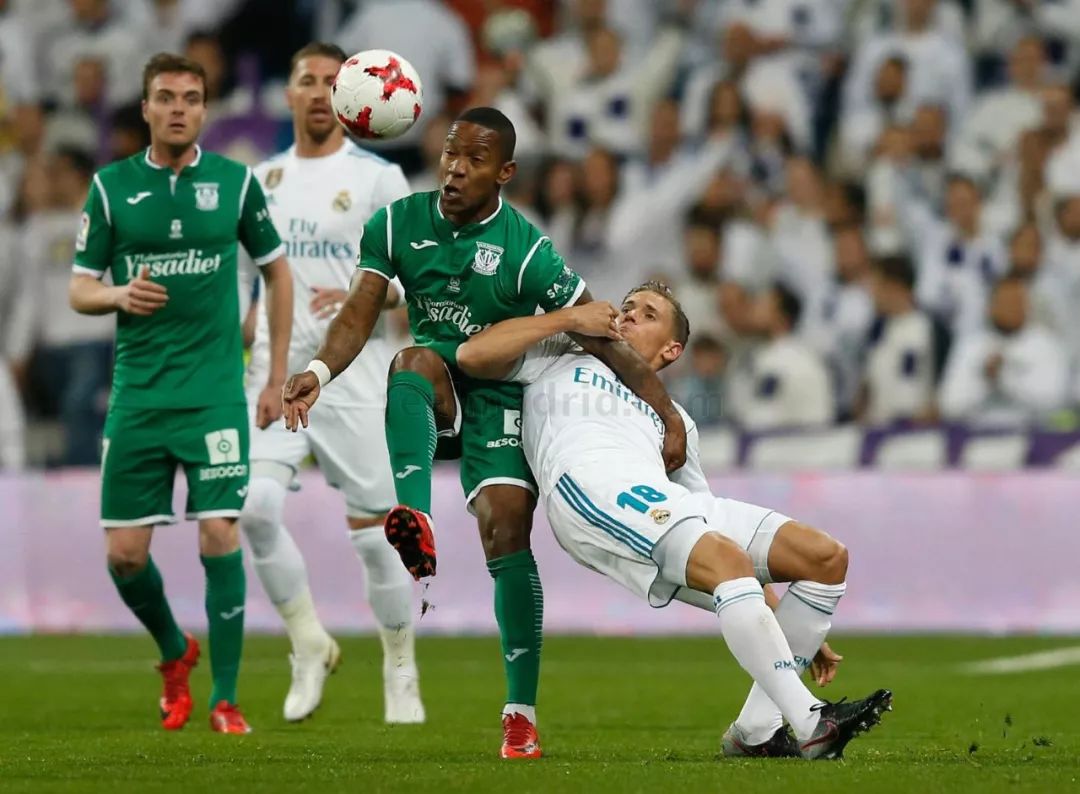 关于国王杯倒计时；深圳男篮清晨扳平良机；细节引发关注；媒体盛赞；控场能力受关注的信息