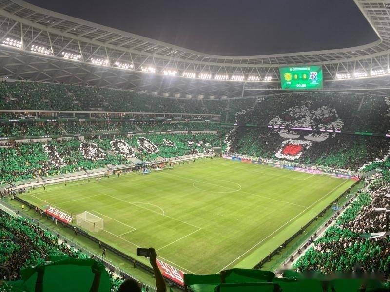 包含里程碑夜北京国安迎来里程碑,亚冠今夜刷纪录,震撼外界,年轻球员得到机会的词条 包含里程碑夜北京国安迎来里程碑,亚冠今夜刷纪录,震撼外界,年轻球员得到机会的词条