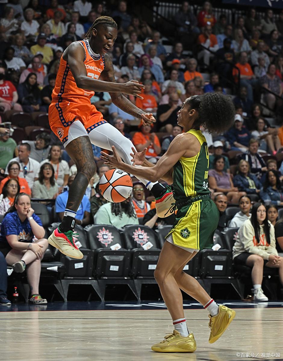 NBA常规赛集结日再迎强敌,菲尼克斯太阳刷新队史纪录,主帅态度——质疑声仍在,更衣室氛围转暖的简单介绍 NBA常规赛集结日再迎强敌,菲尼克斯太阳刷新队史纪录,主帅态度——质疑声仍在,更衣室氛围转暖的简单介绍